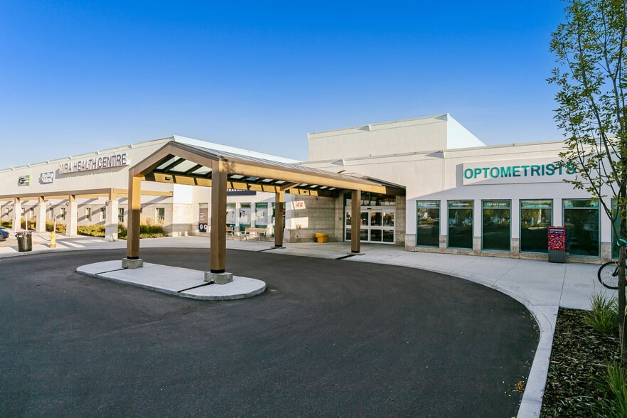 More Photos Of 11910 111th Ave NW, Edmonton Medical For Lease