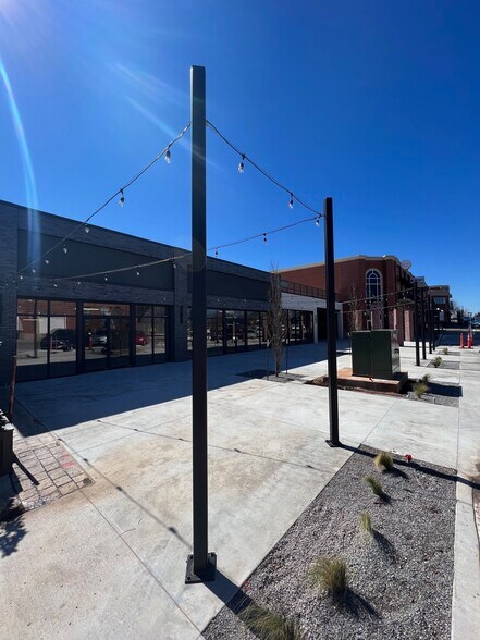 More Photos Of 140 E 5th St, Edmond Unknown For Lease