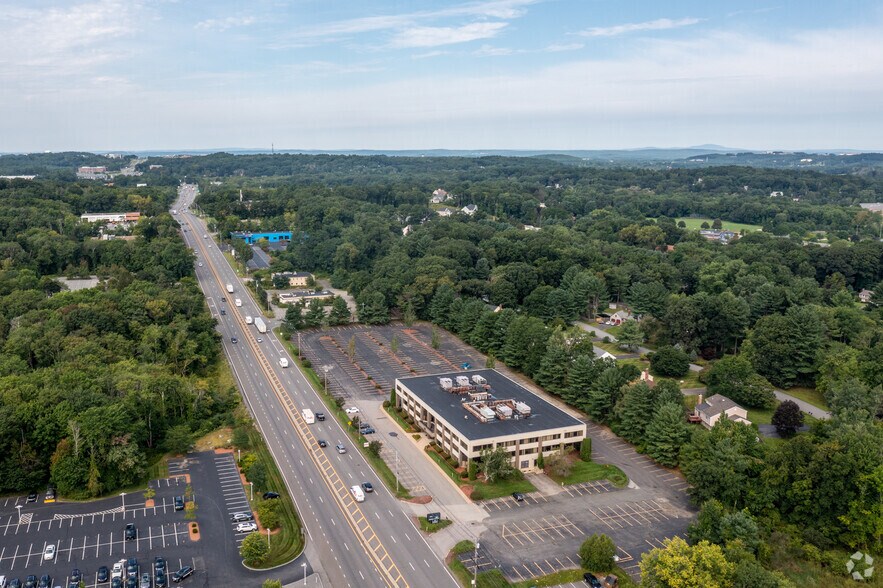 More Photos Of 225 Turnpike Rd, Southborough Office For Lease