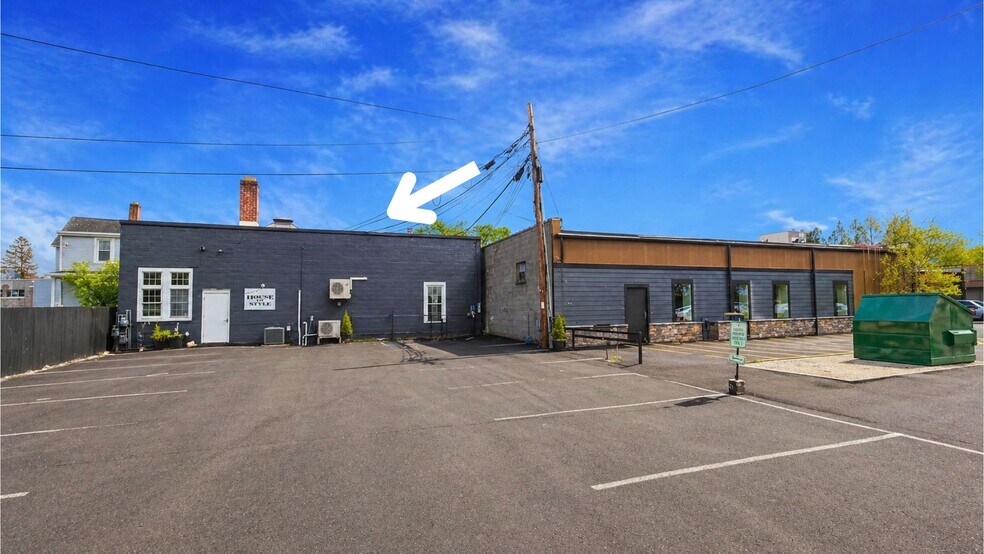 More Photos Of 71 Albany Ave, Kingston Storefront Retail Office For Sale