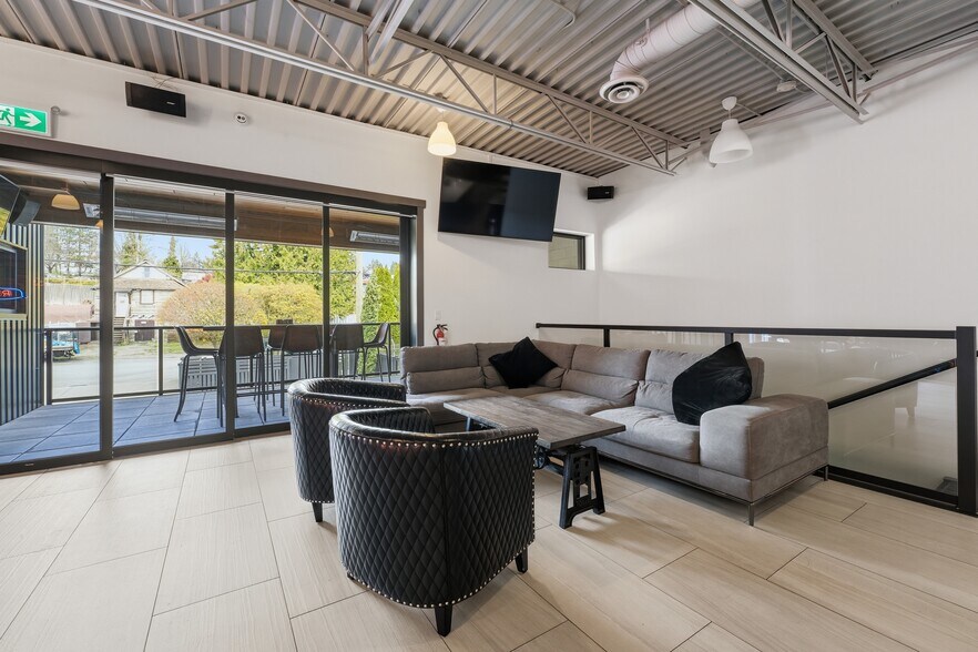 More Photos Of 935 Sherwood Ave, Coquitlam Warehouse For Sale