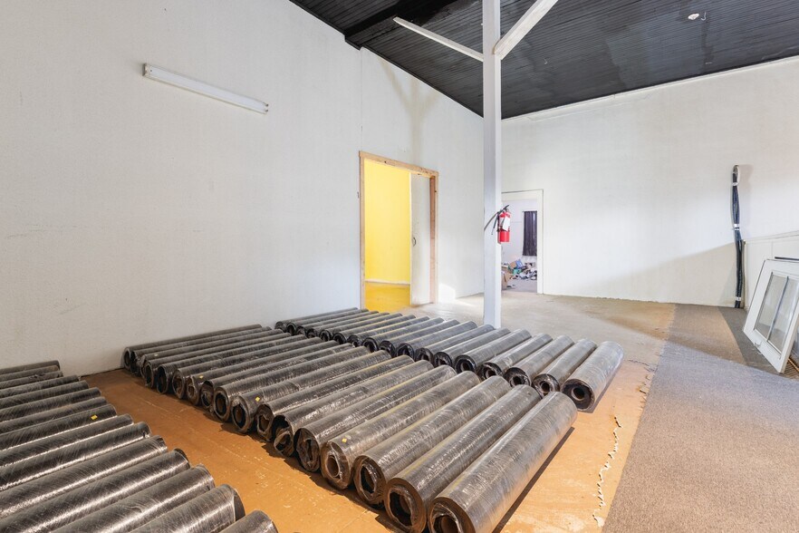 More Photos Of 114 N Church St, Waverly Loft Creative Space For Lease