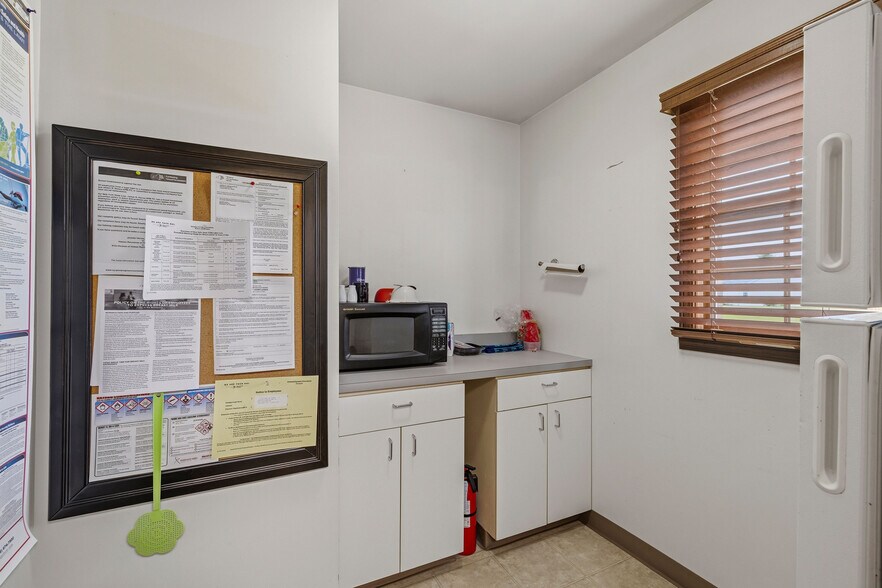 More Photos Of 690 Davison Rd, Lockport Office For Sale