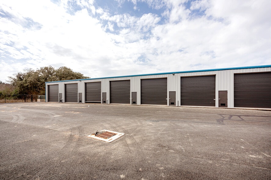 More Photos Of 458 Back Bay Blvd, Biloxi Self Storage For Sale