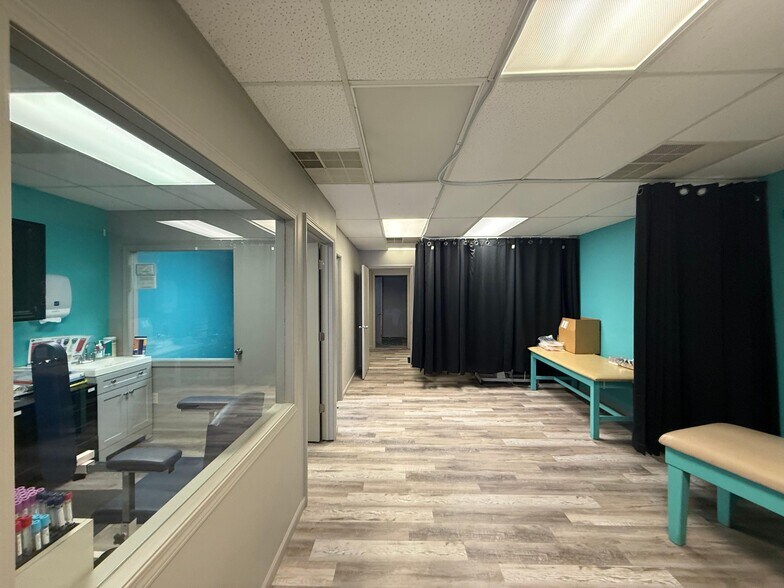 More Photos Of 5830 N Lapeer Rd, North Branch Office For Lease