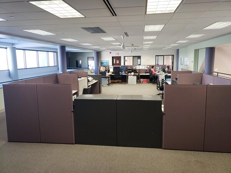 More Photos Of 2760 N Service Dr, Red Wing Manufacturing For Sale