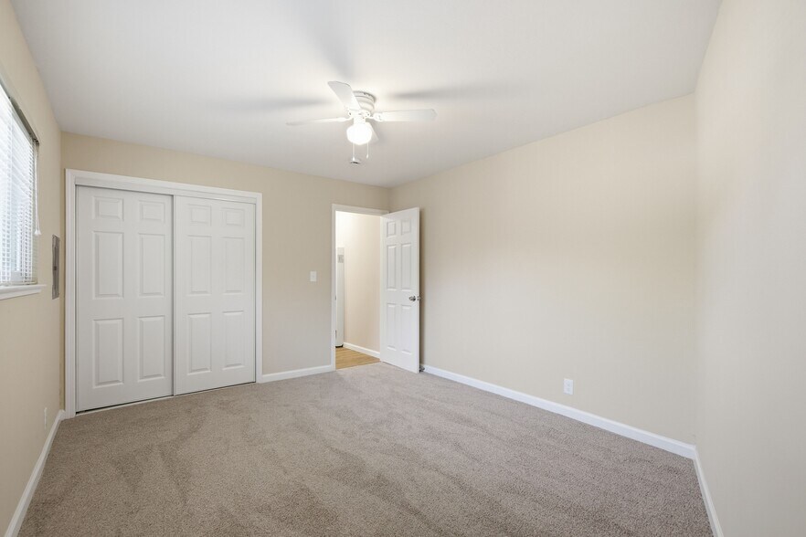 More Photos Of 1255 Woodside Rd, Redwood City Apartments For Sale