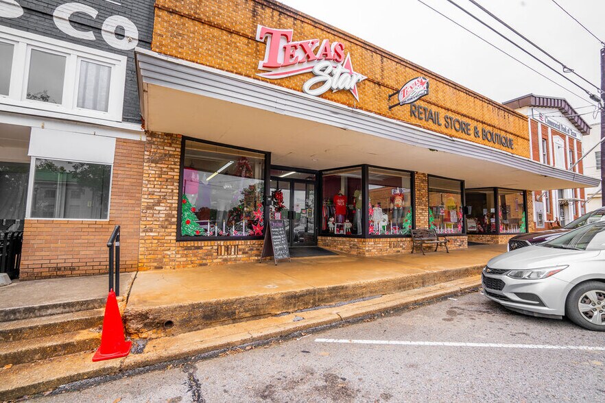 More Photos Of 106 W Columbia St, San Augustine Storefront Retail Office For Sale