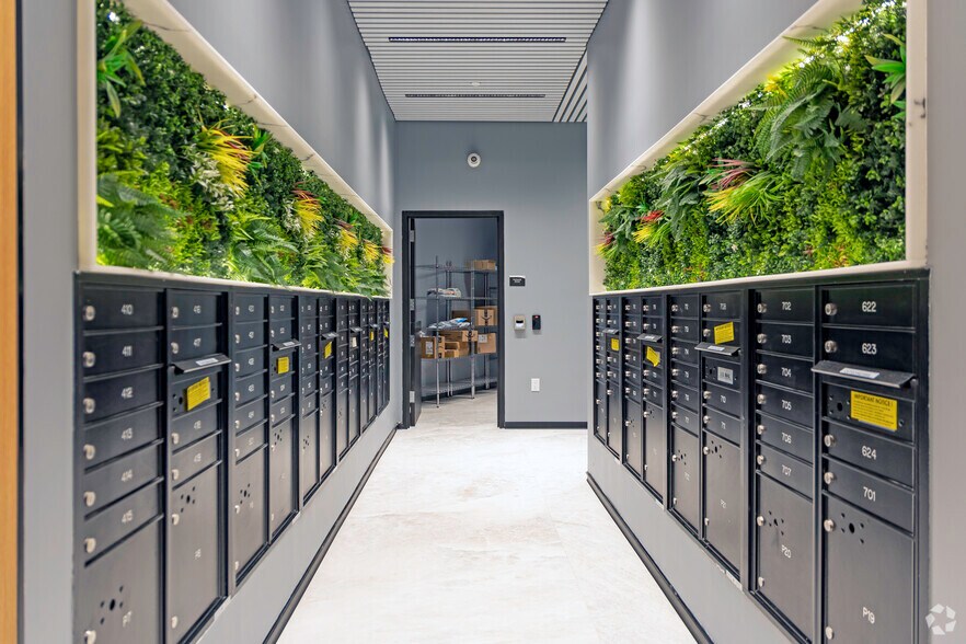 More Photos Of 448 E 189th St, Bronx Apartments For Lease