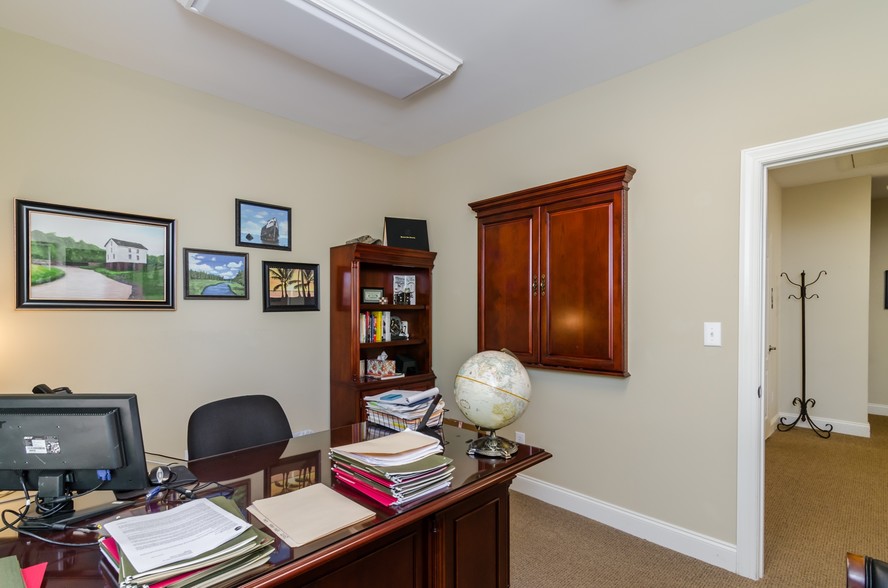 More Photos Of 1350 Wooten Lake Rd, Kennesaw Office For Lease