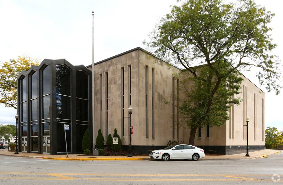 Primary Photo Of 1 E Benton St, Aurora Office For Lease