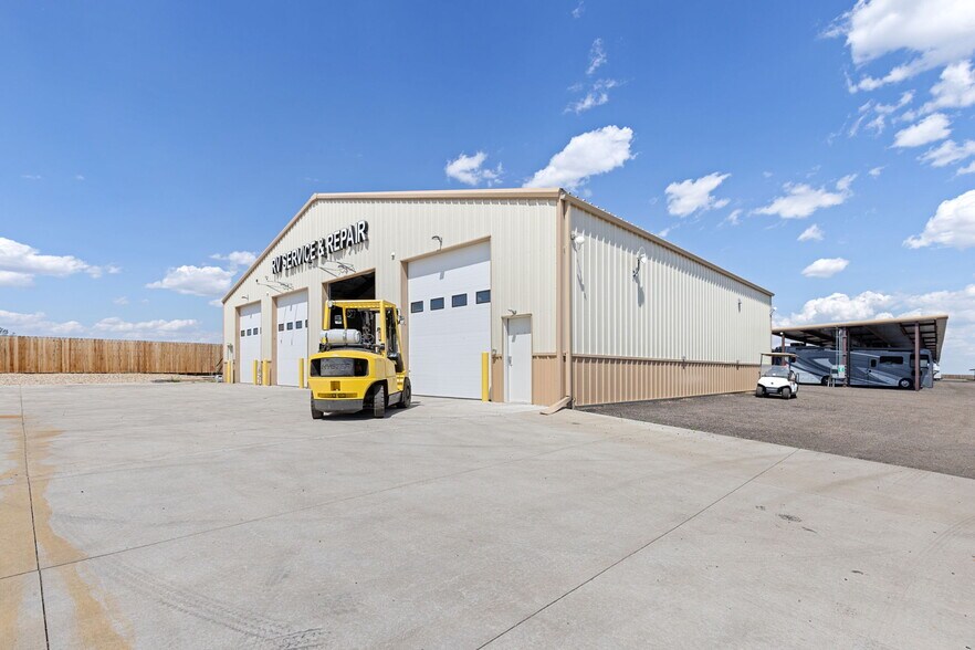 More Photos Of 17164 I 25 Frontage Rd, Platteville Flex For Lease