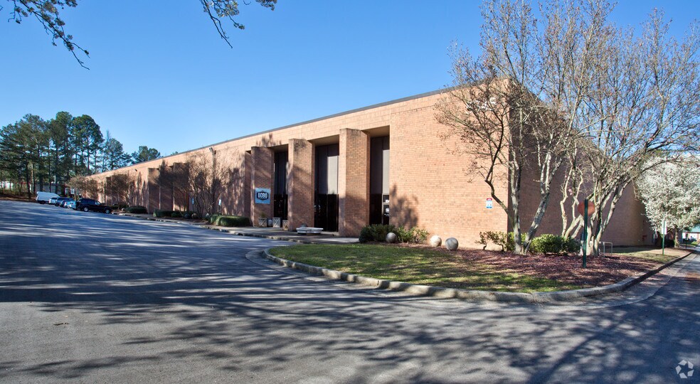 Primary Photo Of 5345 Fulton Industrial Blvd SW, Atlanta Warehouse For Lease