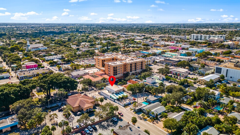 More Photos Of 502-504 Lucerne Ave, Lake Worth Restaurant For Lease