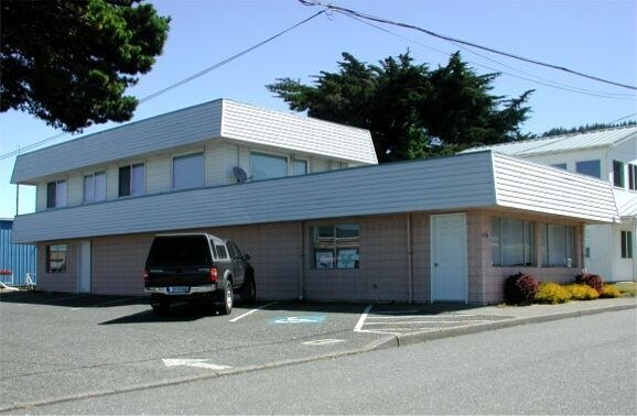 Primary Photo Of 94181 4th St, Gold Beach Office Residential For Sale