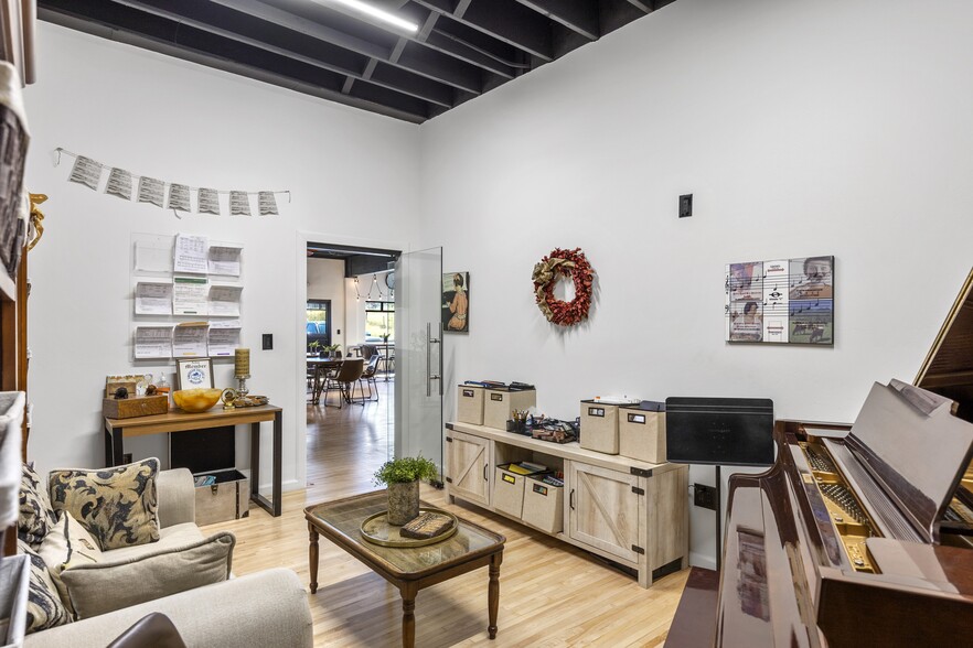 More Photos Of 48771 W Valley Blvd, Tehachapi Schools For Sale