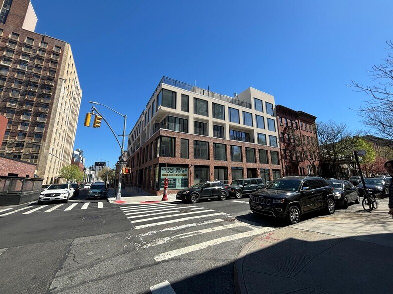 More Photos Of 303 Wythe Ave, Brooklyn Apartments For Lease