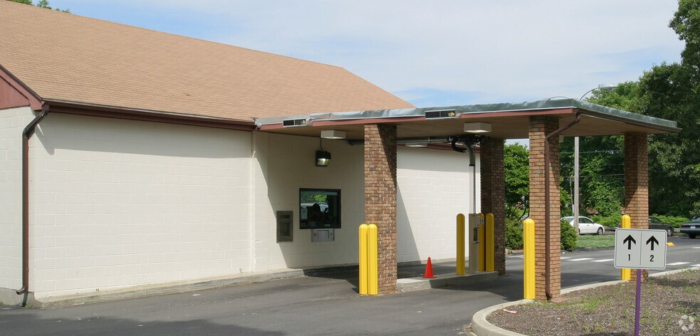 More Photos Of 1303-1313 Gold Star Hwy, Groton Storefront Retail Office For Sale