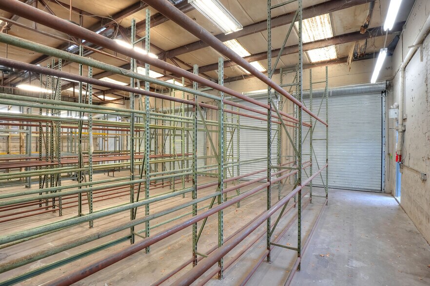 More Photos Of 1803 3rd St Sw, Winter Haven General Retail For Lease