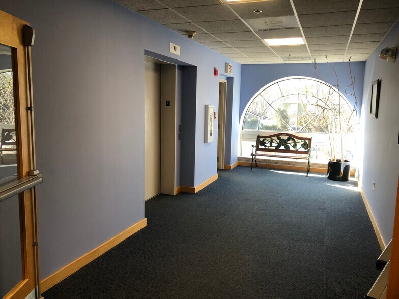 More Photos Of 47 E Grove St, Middleboro Office For Lease