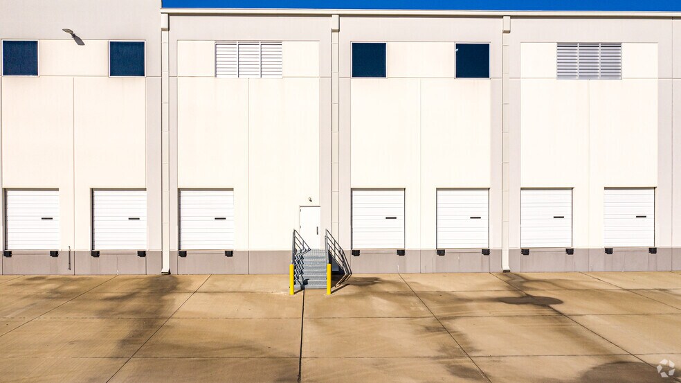 More Photos Of 3535 N Houston School Rd, Lancaster Industrial For Sale