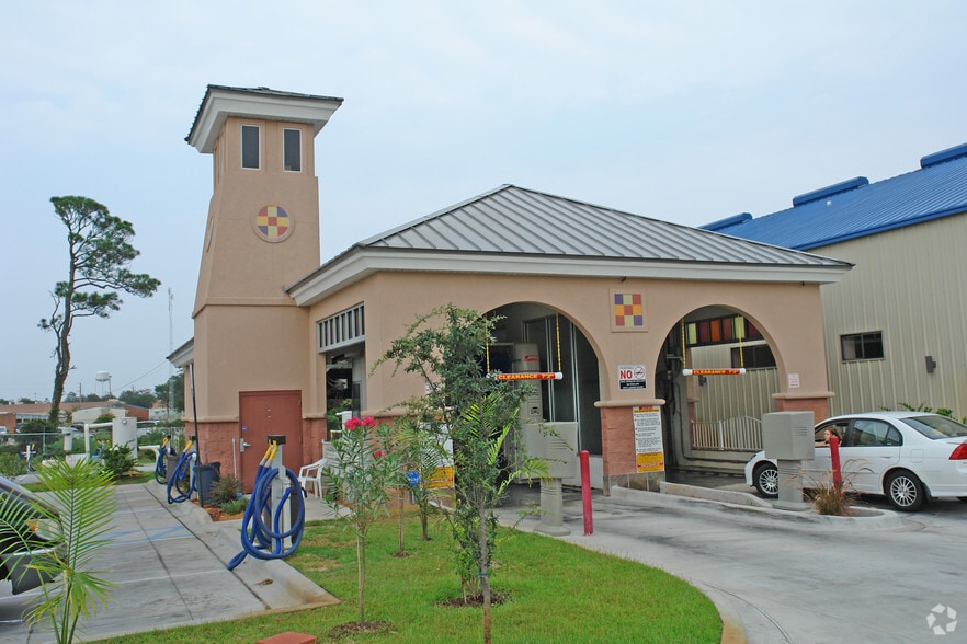 More Photos Of 120 Mary Esther Blvd, Mary Esther Carwash For Sale