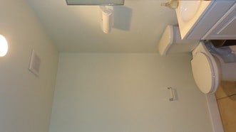 More Photos Of 13977-13981 SW 140th St, Miami Light Distribution For Sale