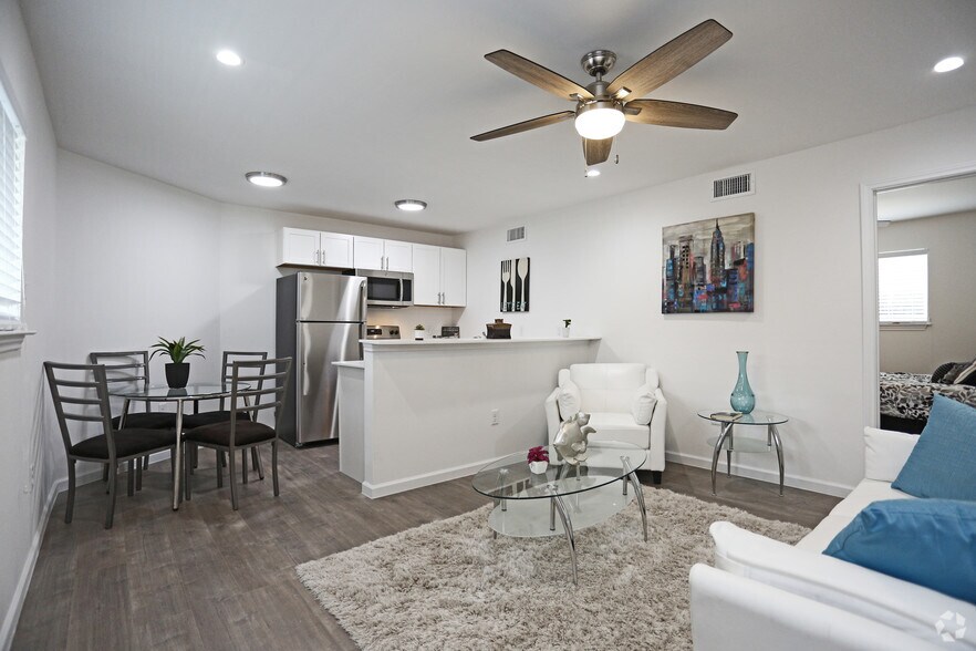 More Photos Of 4919 San Jacinto St, Dallas Apartments For Sale