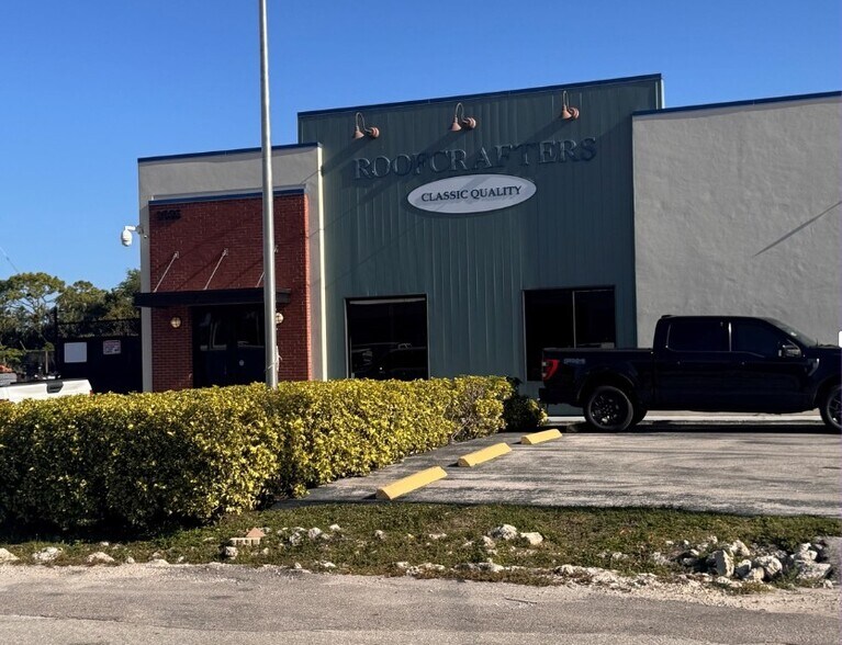 More Photos Of 3535 Arnold Ave, Naples Warehouse For Sale