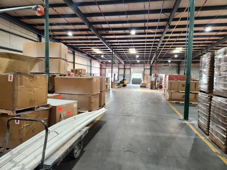 More Photos Of 10700 John Price Rd, Charlotte Warehouse For Lease