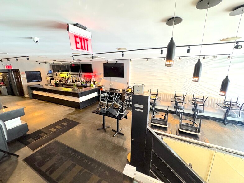 More Photos Of 128 Metropolitan Ave, Brooklyn Restaurant For Lease