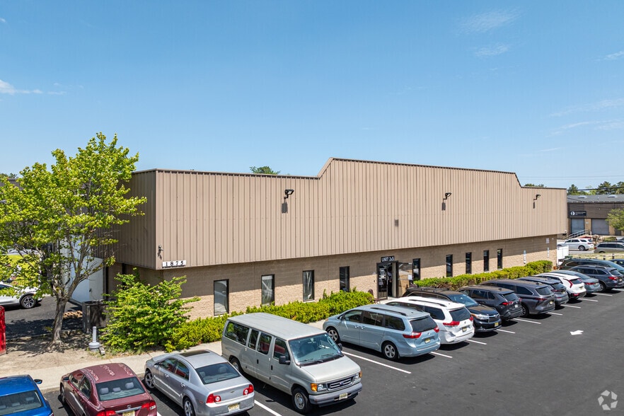 Primary Photo Of 1875 Swarthmore Ave, Lakewood Warehouse For Lease