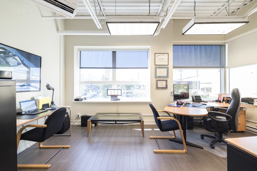 More Photos Of 618 E Kent Ave S, Vancouver Light Distribution For Sale