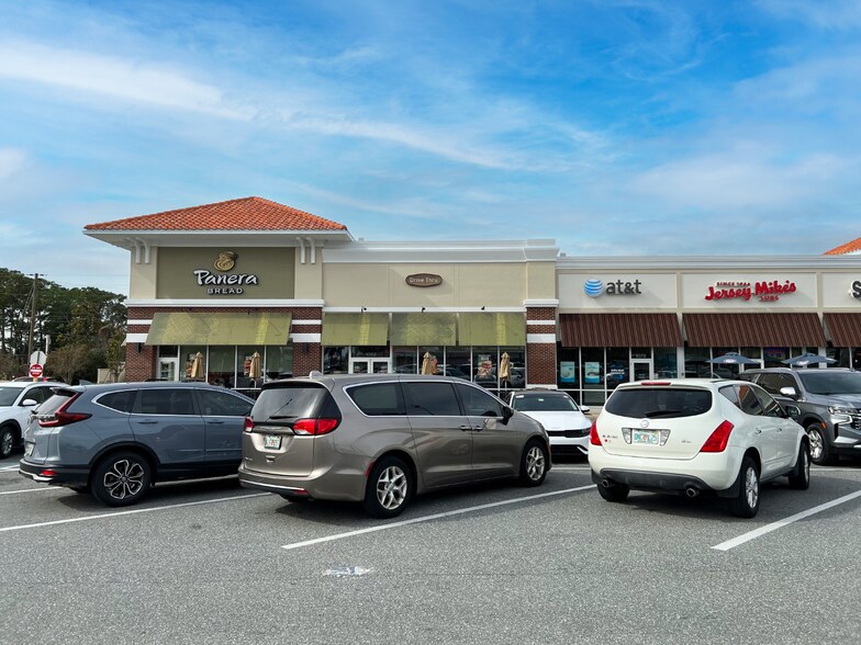 More Photos Of 1012 W Main St, Inverness Supermarket For Lease