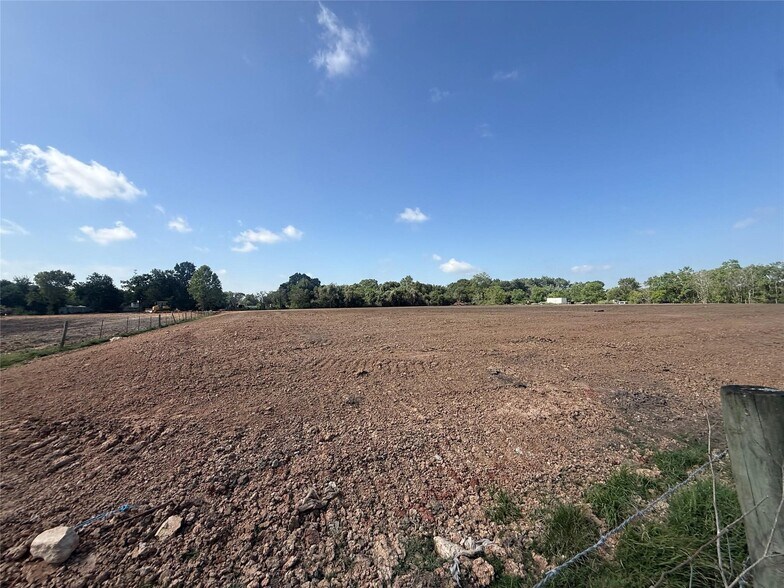 More Photos Of 4250 Fuqua st, Houston Land For Sale