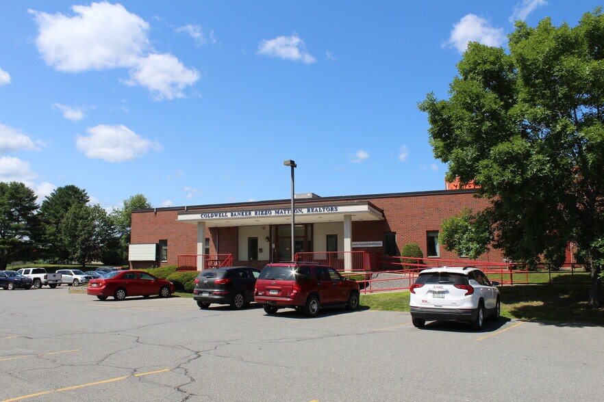 More Photos Of 219 Capitol St, Augusta Office For Lease