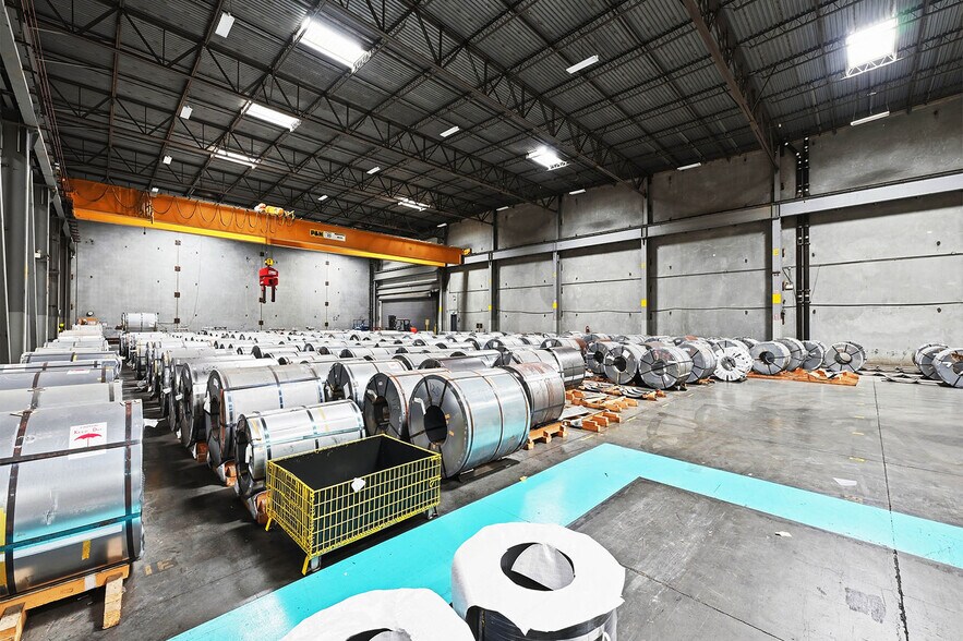 More Photos Of 8753 Kerns St, San Diego Warehouse For Sale