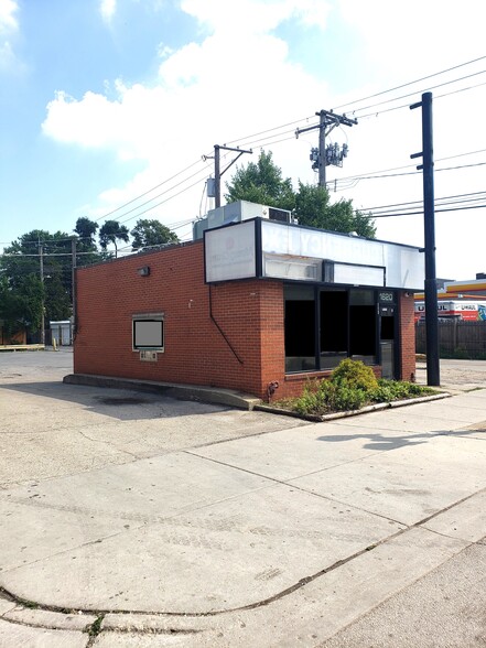 Primary Photo Of 1620 W Lawrence Ave, Chicago Storefront Retail Office For Lease