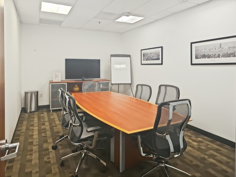 More Photos Of 4000 Faber Place Dr, North Charleston Coworking Space