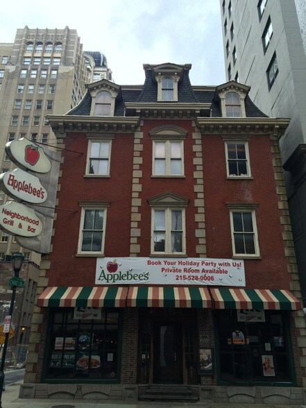 More Photos Of 1417 Locust St, Philadelphia Storefront Retail Office For Lease