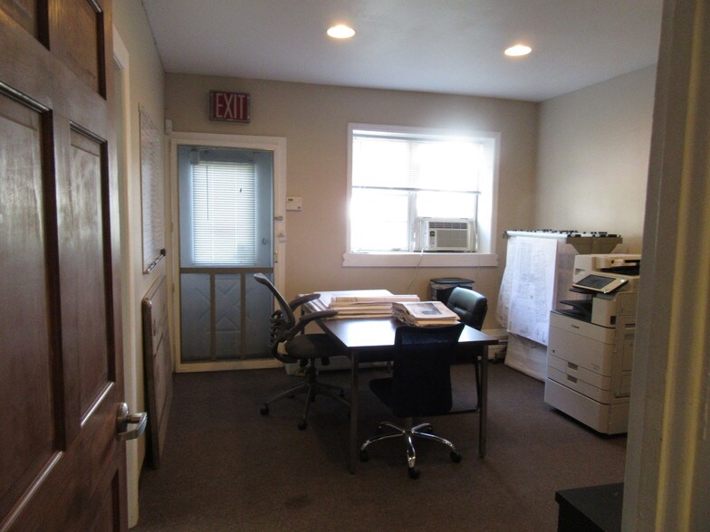 More Photos Of 2323 Second Ave, Schenectady Warehouse For Sale