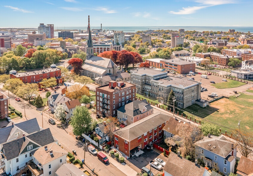 More Photos Of 105 Milne St, Bridgeport Multifamily For Sale