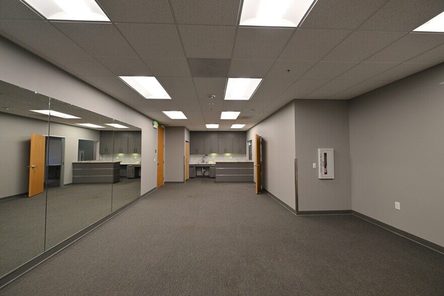 More Photos Of 100 Park Pl, San Ramon Medical For Lease