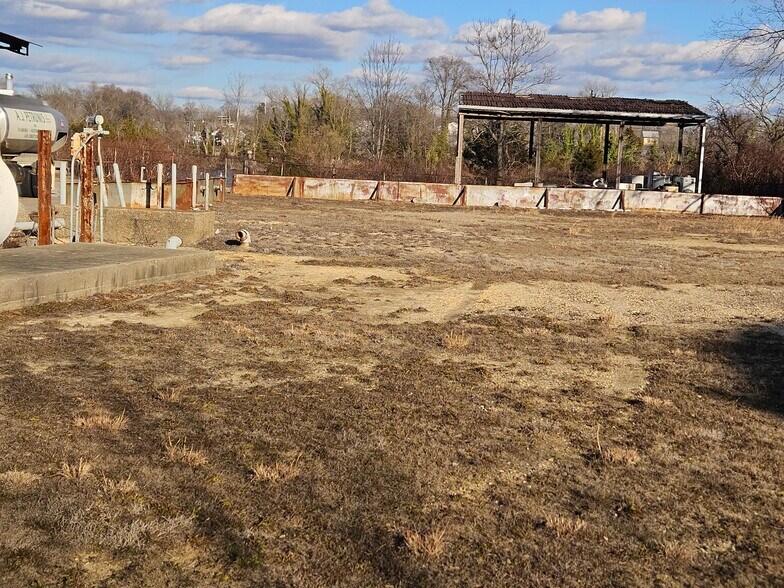 More Photos Of 173 Water St, Bridgeton Warehouse For Sale