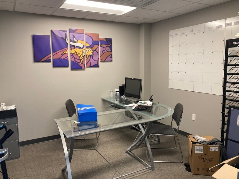 More Photos Of 1752 Velp Ave, Howard General Retail For Lease