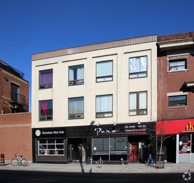 More Photos Of 812-814 Bloor St W, Toronto Storefront Retail Residential For Sale