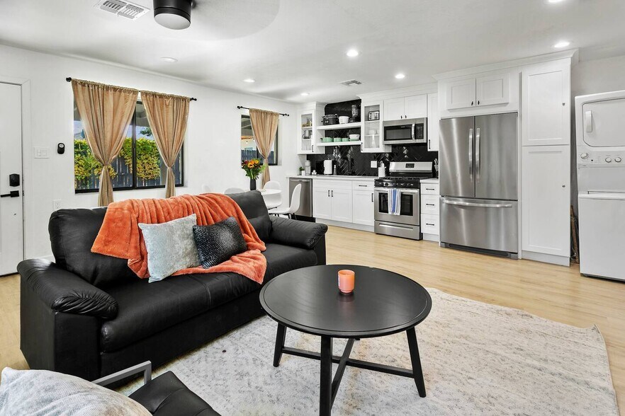 More Photos Of 3139 N 40th St, Phoenix Apartments For Sale