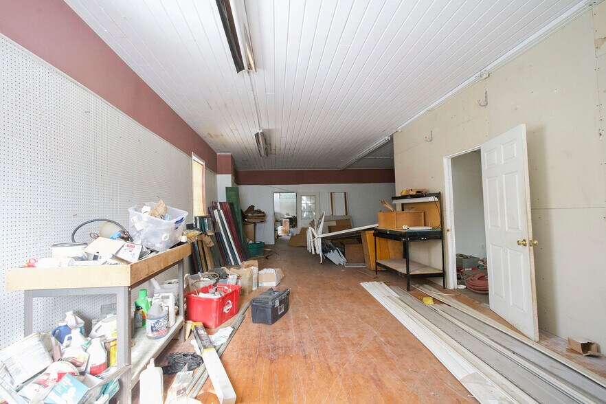 More Photos Of 221 S Walnut Ave, Sidney Warehouse For Sale