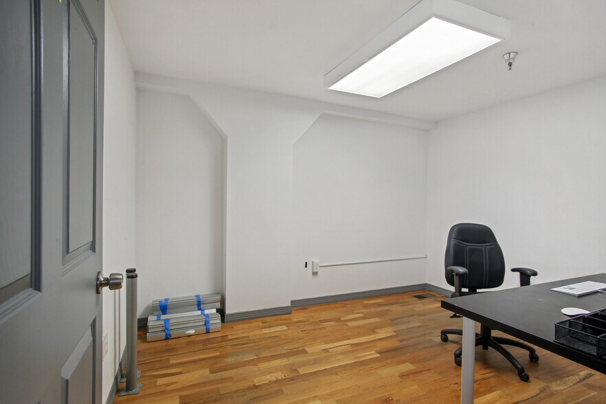 More Photos Of 1824 Oretha Castle Haley Blvd, New Orleans Office For Lease