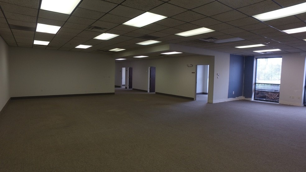 More Photos Of 111 Howard Blvd, Mount Arlington Office For Lease